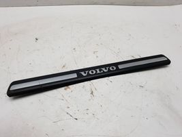 Volvo V60 Listwa progowa 8659960