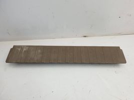 Volvo XC90 Dolny panel schowka koła zapasowego 08641116