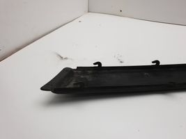 BMW 5 E34 Modanatura della barra di rivestimento del paraurti anteriore 51128148817