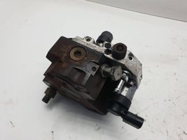 BMW X3 E83 Polttoaineen ruiskutuksen suurpainepumppu 7798333