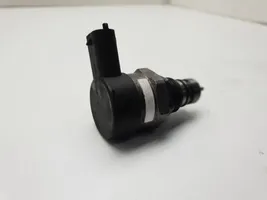 Volvo XC90 Regulator ciśnienia paliwa 30777576