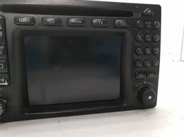 Mercedes-Benz E W210 Unidad delantera de radio/CD/DVD/GPS A2108205189