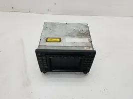 Mercedes-Benz E W210 Radio / CD/DVD atskaņotājs / navigācija A2108205189