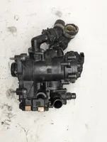 BMW 2 F46 Boîtier de thermostat / thermostat 063194307