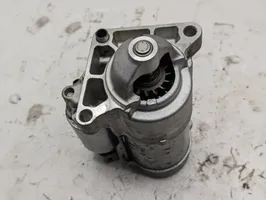 BMW 2 F46 Starter motor 8647866