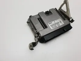 Toyota Avensis T270 Dzinēja vadības bloks 8966105G30