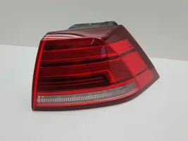 Volkswagen Golf VII Lampa tylna 5G0945096Q