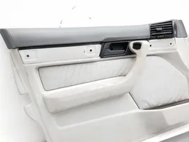 BMW 5 E34 Priekšējo durvju apdare 