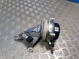 Audi A8 S8 D5 Supporto di montaggio del motore 4M0399151K