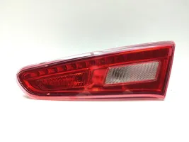 Alfa Romeo Giulietta Lampy tylnej klapy bagażnika 50513400