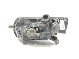 Dacia Sandero Faro/fanale 260100697R