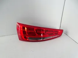 Audi Q5 SQ5 Takaluukun takavalot 8U0945093