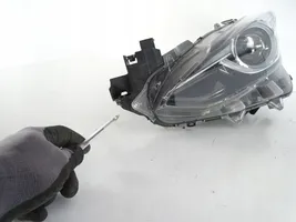 Mazda 3 III Lampa przednia 