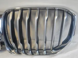 BMW X5 G05 Grille calandre supérieure de pare-chocs avant 7454887