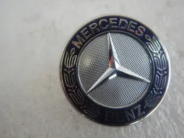 Mercedes-Benz CLS C218 X218 Logo, emblème de fabricant A2188170116