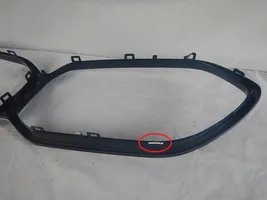 BMW 2 F44 Grotelės priekinės 7077395