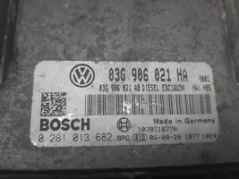 Volkswagen Golf V Moottorin ohjainlaite/moduuli 0281013682