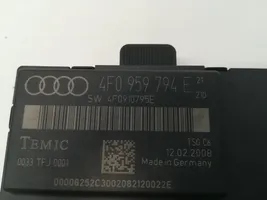 Audi A6 Allroad C6 Oven keskuslukituksen ohjausyksikön moduuli 4F0959794E