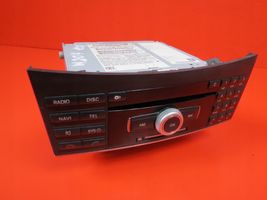 Mercedes-Benz E A207 Radio/CD/DVD/GPS-pääyksikkö 