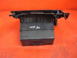 Mazda 5 Kit de boîte à gants CC2964161