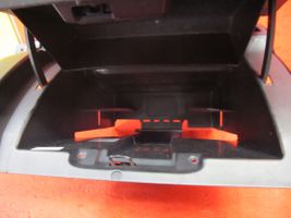 Mazda 5 Kit de boîte à gants CC2964161