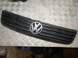 Volkswagen PASSAT B5 Решётка датчика ACC 3B0853653C