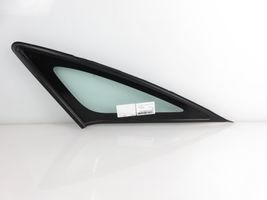 Toyota Corolla Verso E121 Front triangle window/glass 