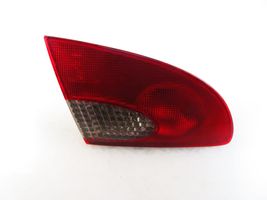 Toyota Avensis T220 Lampa tylna 