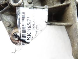 Volkswagen Polo IV 9N3 Support de générateur / alternateur 