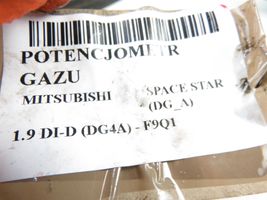 Mitsubishi Space Star Pedał gazu / przyspieszenia M865642