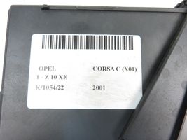 Opel Corsa C Korin keskiosan ohjainlaite 