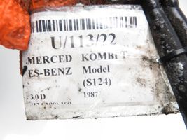 Mercedes-Benz E W124 Ohjaustehostimen letkusto 