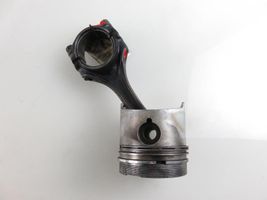 Mercedes-Benz 250 280 C CE W114 Piston with connecting rod 