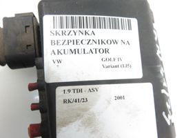 Volkswagen Golf IV Relais de batterie fusible 