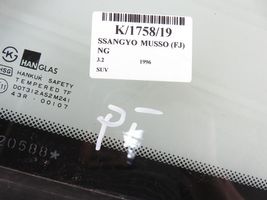 SsangYong Musso Finestrino/vetro retro 