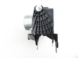Infiniti QX30 ABS-pumppu 