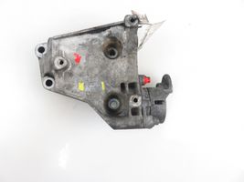 Opel Astra G Generator/alternator bracket 