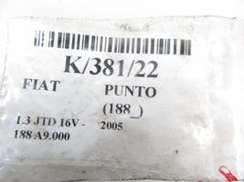 Fiat Punto (188) Uchwyt / Mocowania wtryskiwacza 