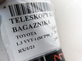 Toyota Yaris Iskunvaimentimen kannake 