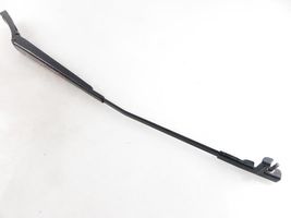 Volkswagen Touran I Front wiper blade arm 