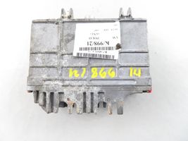 Volkswagen Polo III 6N 6N2 6NF Variklio valdymo blokas 0261204824