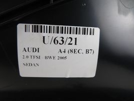 Audi A4 S4 B7 8E 8H Rivestimento del pannello della portiera anteriore 8E1867106