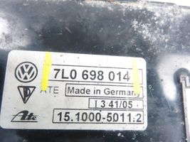 Volkswagen Touareg I Air suspension valve block 