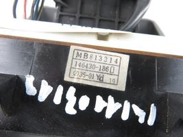 Mitsubishi Pajero Sisätuulettimen ohjauskytkin MB813314