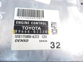 Toyota Corolla E120 E130 Moottorin ohjainlaite/moduuli 