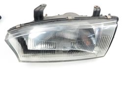 Subaru Legacy Lampa przednia 