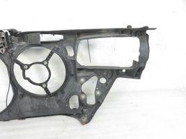 Volkswagen PASSAT B5 Staffa del pannello di supporto del radiatore 