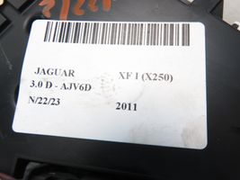 Jaguar XF Geschwindigkeitsmesser Cockpit VP9X2F10849KF