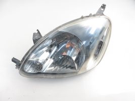 Toyota Yaris Lampa przednia 