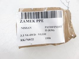 Nissan Pathfinder R50 Zamek drzwi przednich 